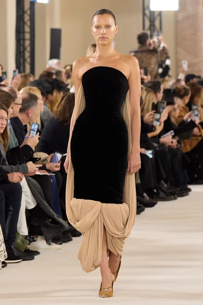 Look 26